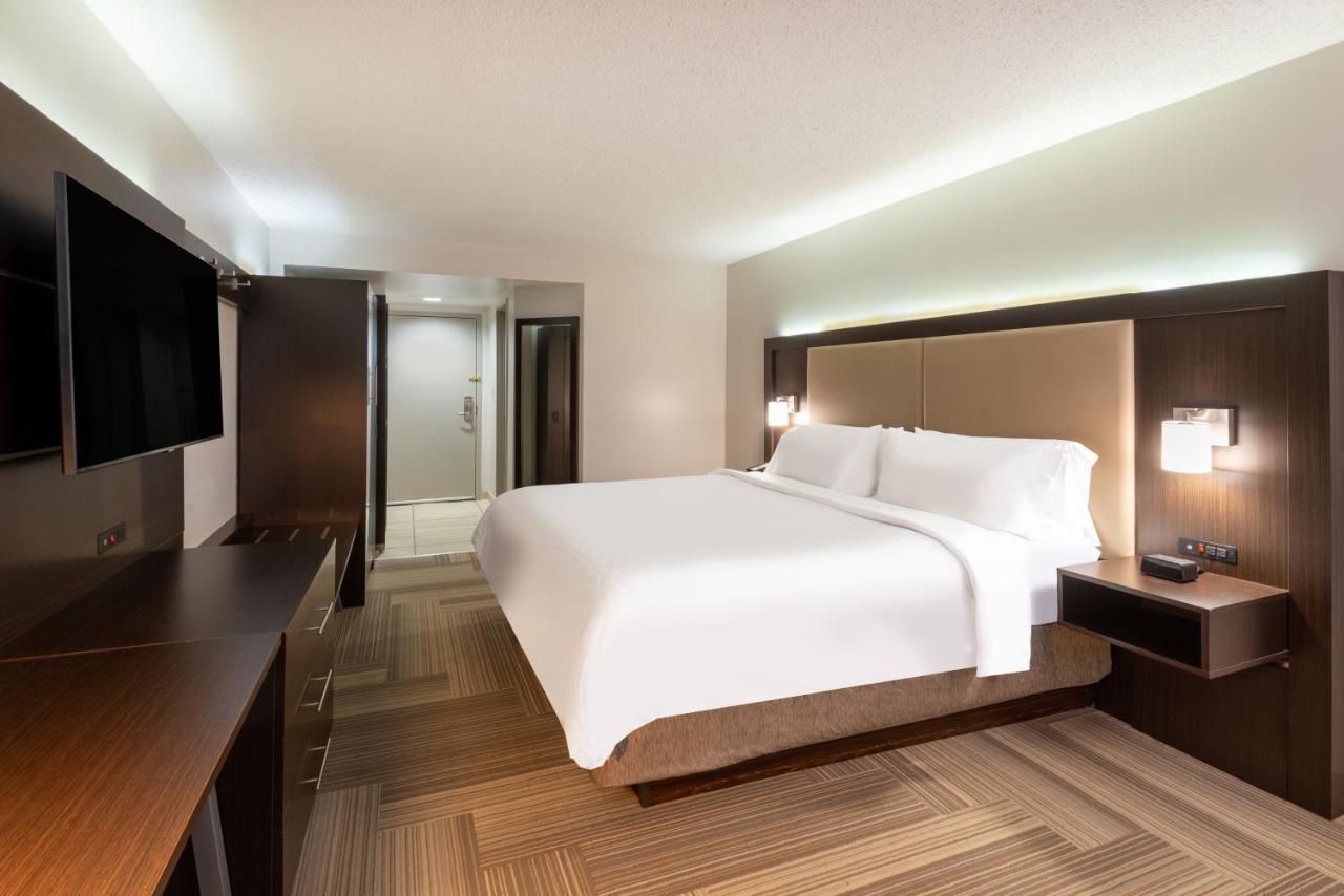 Holiday Inn Express Philadelphia Ne-Bensalem By Ihg מראה חיצוני תמונה