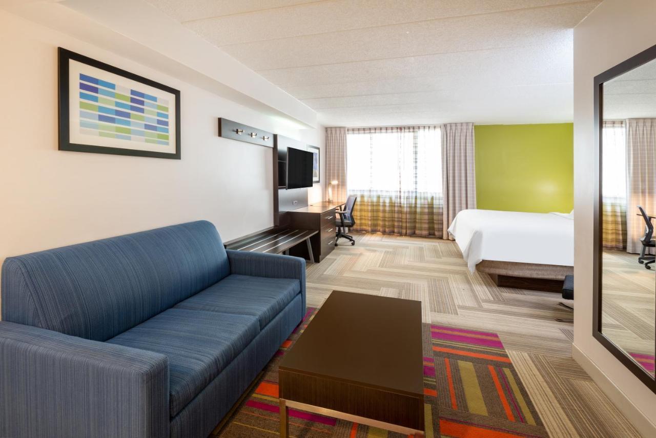 Holiday Inn Express Philadelphia Ne-Bensalem By Ihg מראה חיצוני תמונה