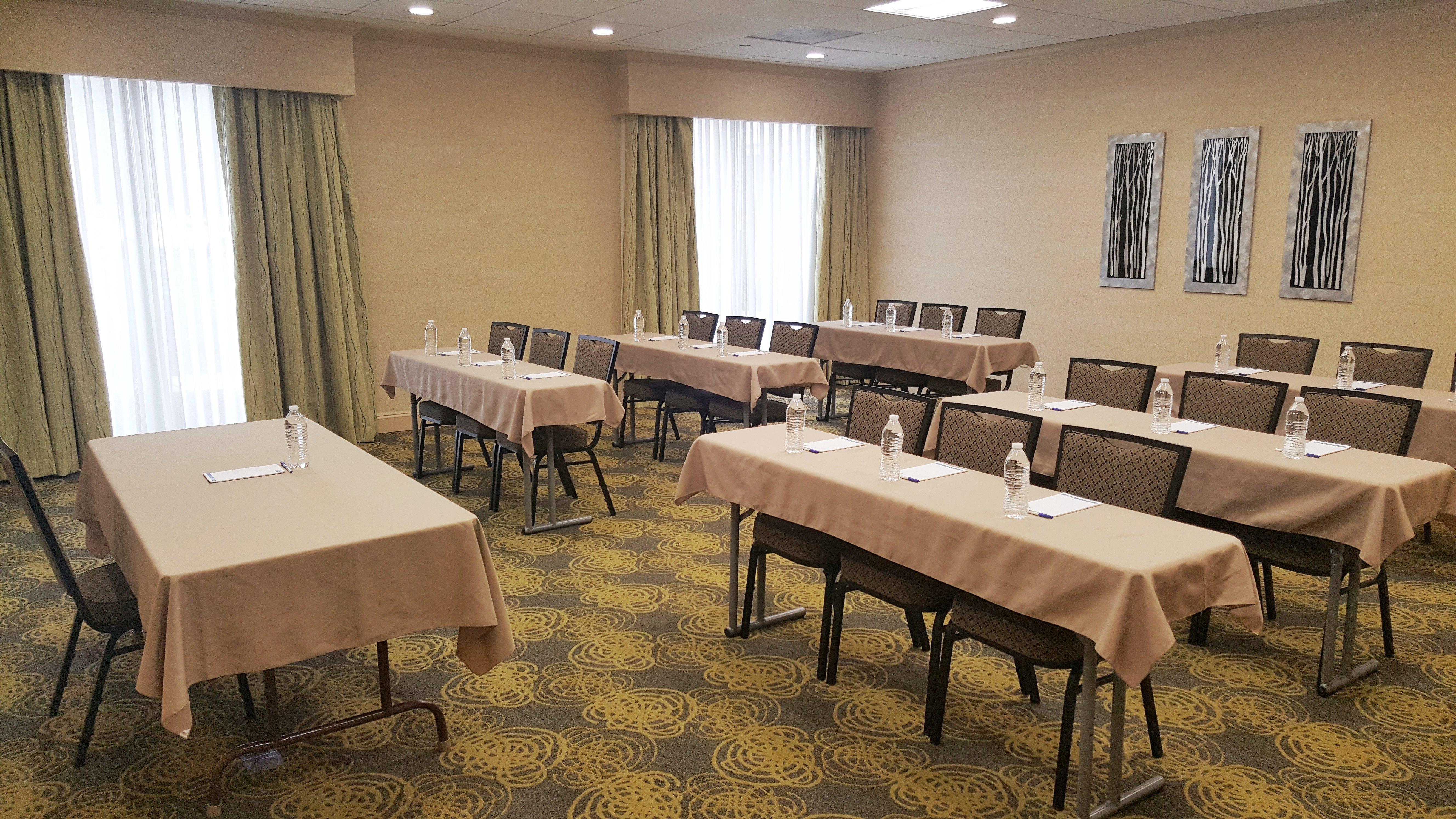 Holiday Inn Express Philadelphia Ne-Bensalem By Ihg מראה חיצוני תמונה